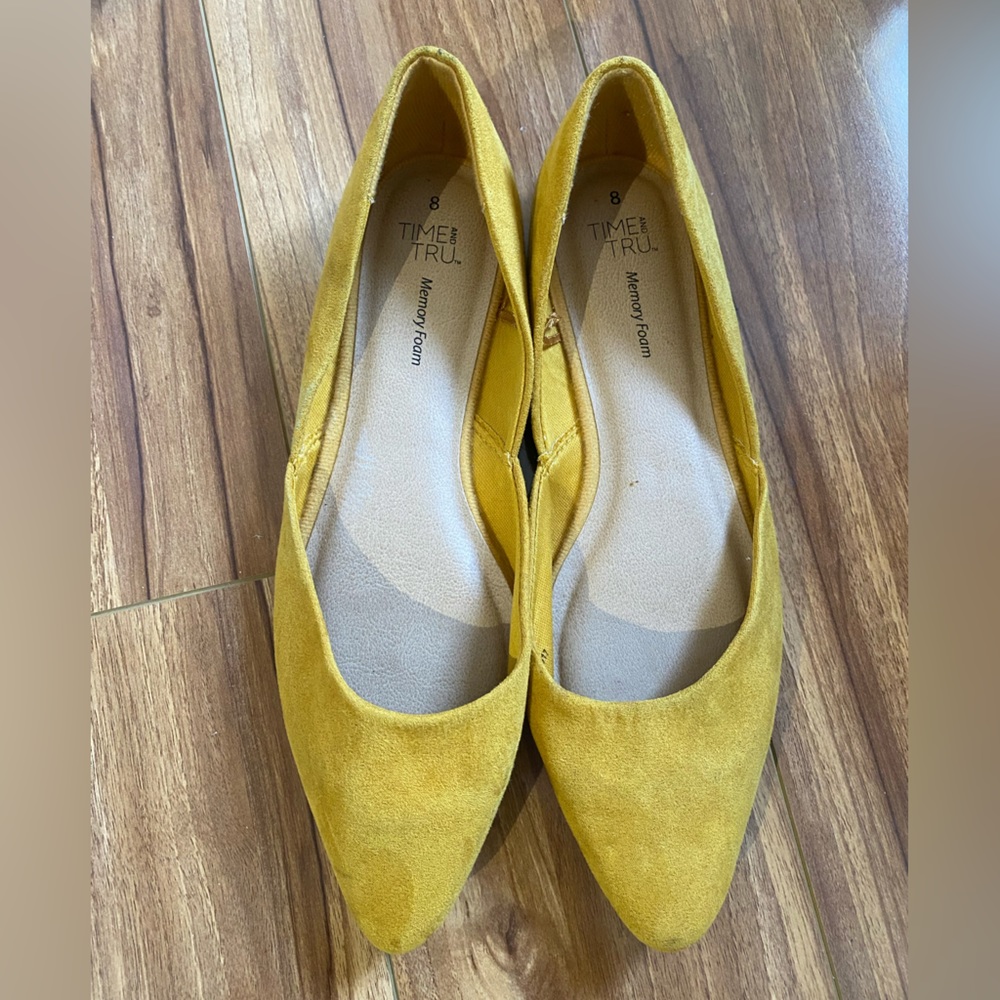 Time & tru mustard yellow flats size 8 like new